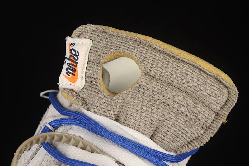 All Categories Nk SB Dunk Series Nk SB Dunk Low Low-top Sneakers Pure Original Version OF x Nk Dunk Low OW Suede SB Smash Backboard Fashion Casual Sneakers DJ0950-104